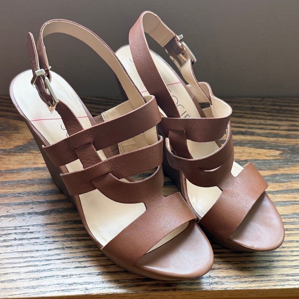 Sole Society Tan Strappy Wedge Sandals